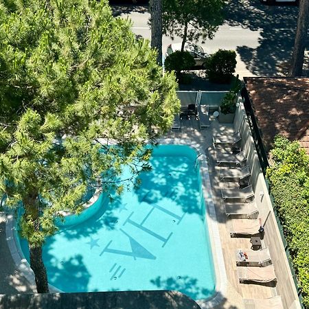 Hotel Alexander Μιλάνο Μαριτίμα Εξωτερικό φωτογραφία
