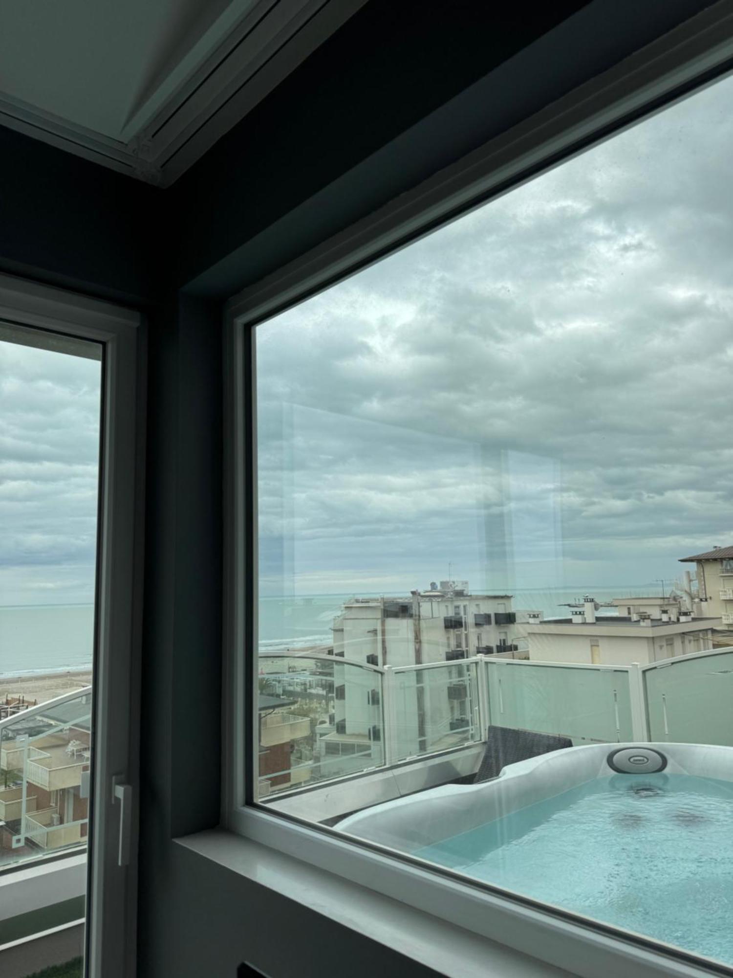 Hotel Alexander Μιλάνο Μαριτίμα Εξωτερικό φωτογραφία