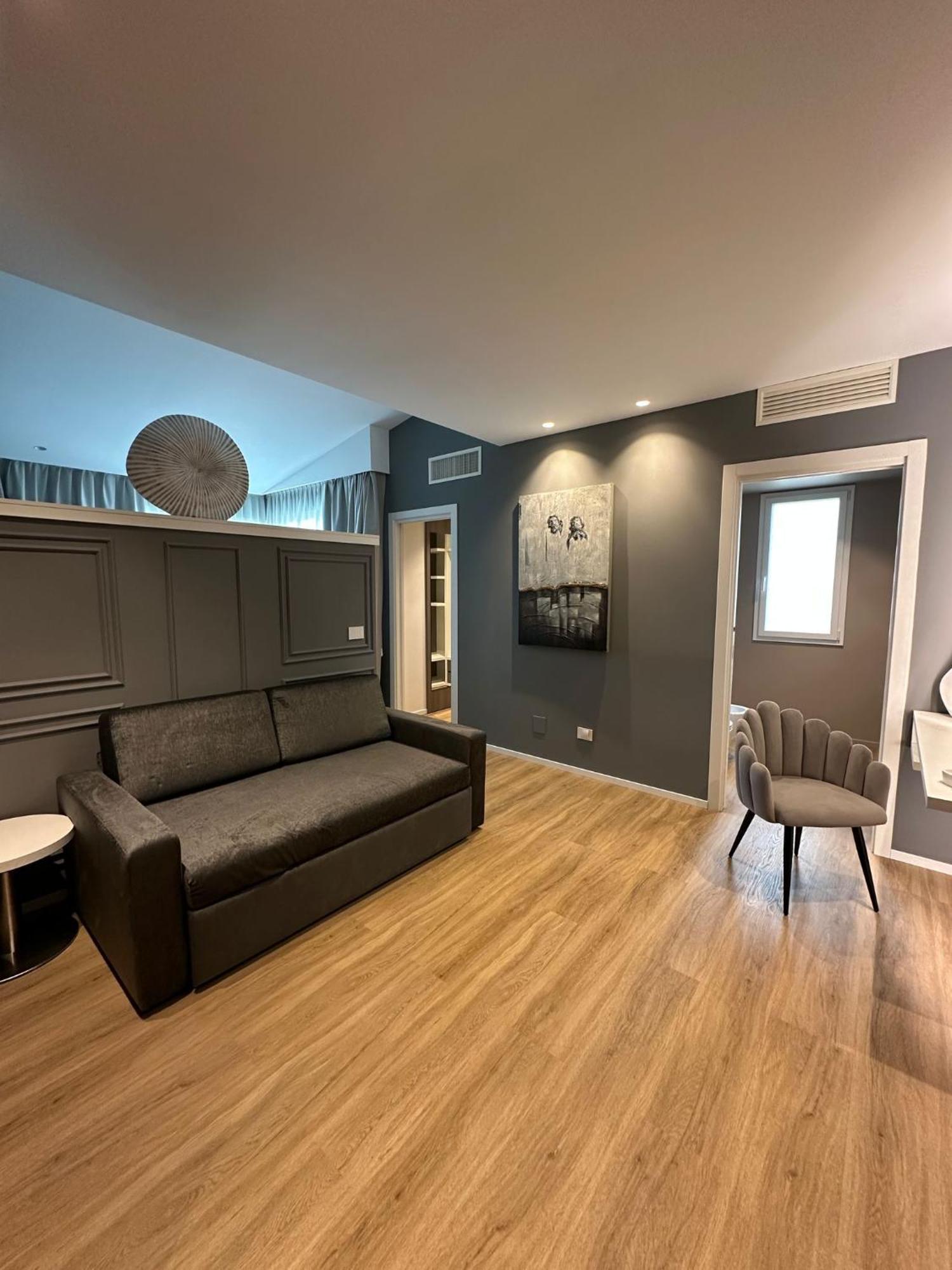 Hotel Alexander Μιλάνο Μαριτίμα Εξωτερικό φωτογραφία