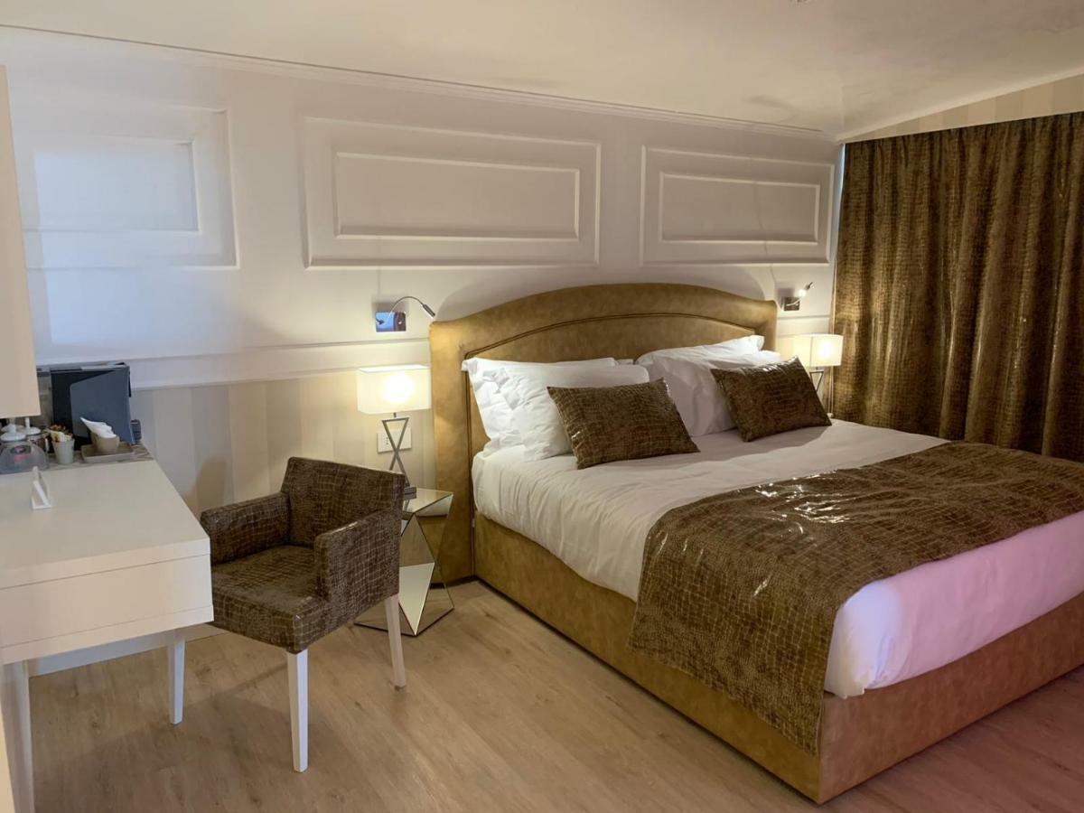 Hotel Alexander Μιλάνο Μαριτίμα Εξωτερικό φωτογραφία